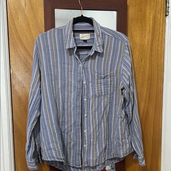 Universal Thread Tops - Universal Thread Blue and Gray Casual Button Down Shirt